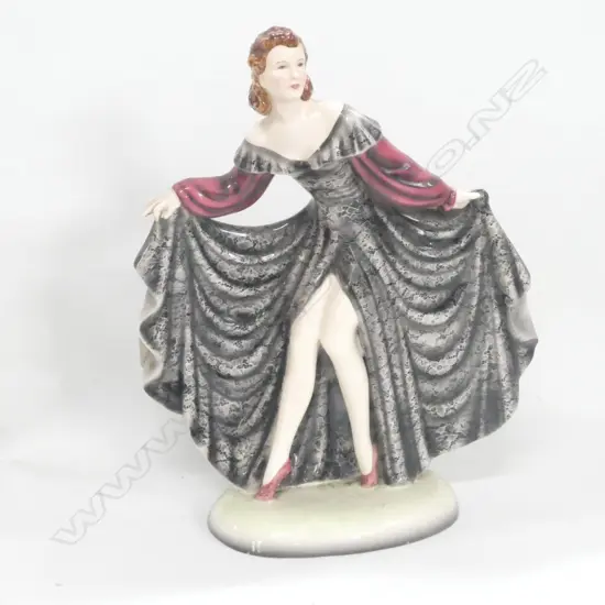 GOLDSCHEIDER HAND PAINTED FIGURE H 330 MM