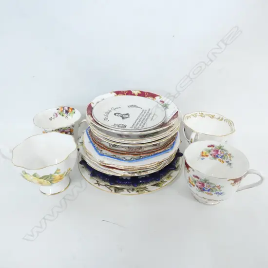 SELECTION OF TRIOS & CHINA PLATES ROYAL ALBERT/VICTORIAN ETC