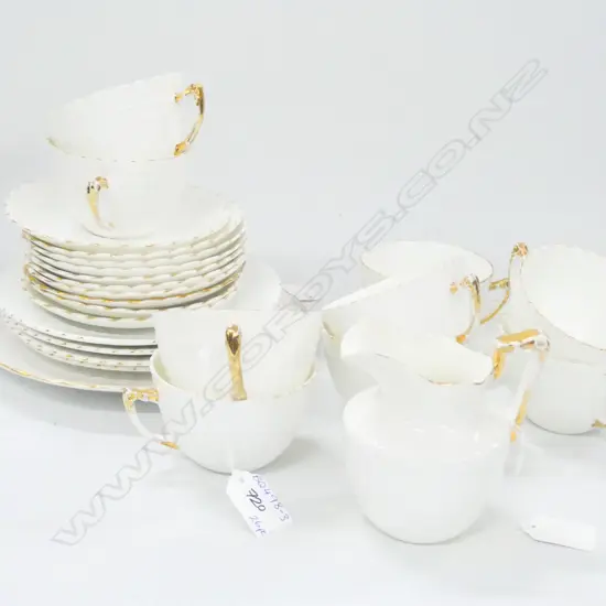 WHITE & GOLD RADFORDIAN VICTORIAN PART TEA SET - 26 PCS C1900