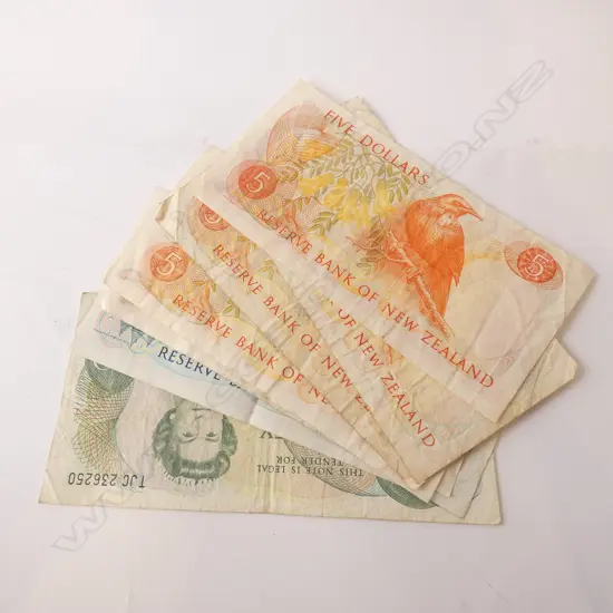 OLD NZ NOTES; 1 X $20 / 2 X $10 / 5 X $5