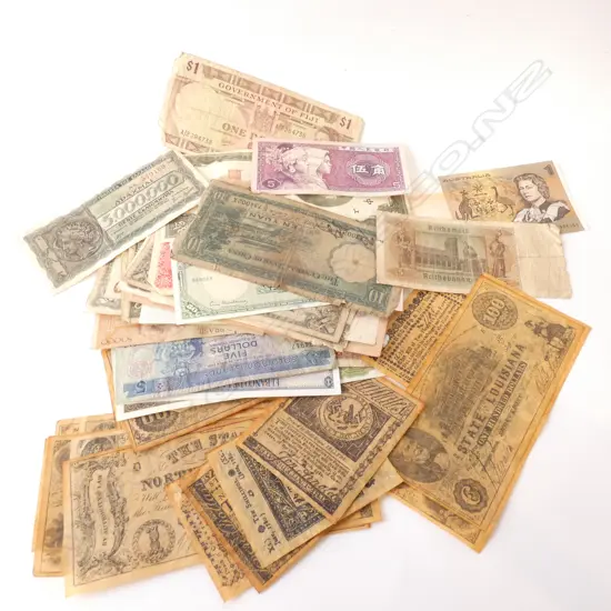 OLD CARD BOX ASSORTED MIXED CURRENCY & NATIONALITY BANK NOTES