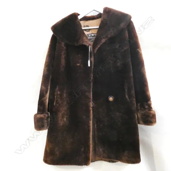 SPANISH TAILORED SHEEP SKIN COAT - FULLY LINED