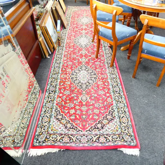 PERSIAN STYLE RUNNER RUG TRIPLE MEDALLION. 4m X 1m