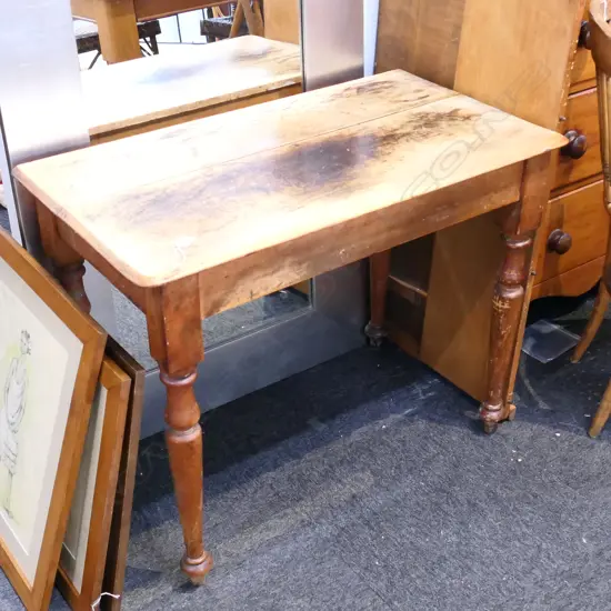 SMALL KAURI KITCHEN WORK TABLE 