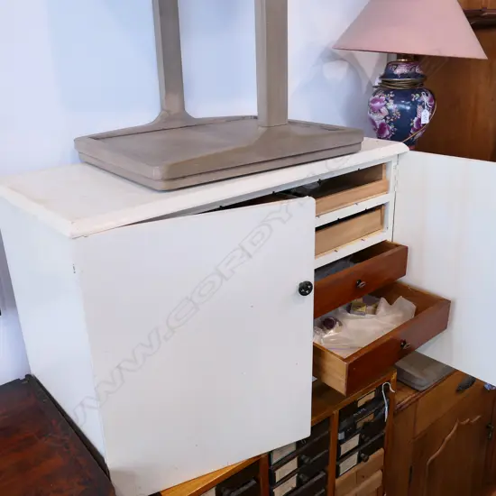 SHELL COLLECTION WHITE DRAWERS