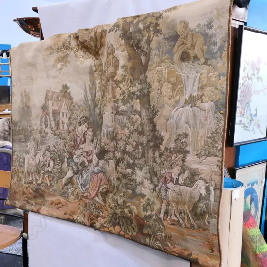 VINTAGE TAPESTRY ON WOODEN HANGER 1800 X 1000MM BASE WOODEN WEIGHT STAY IS BROKEN