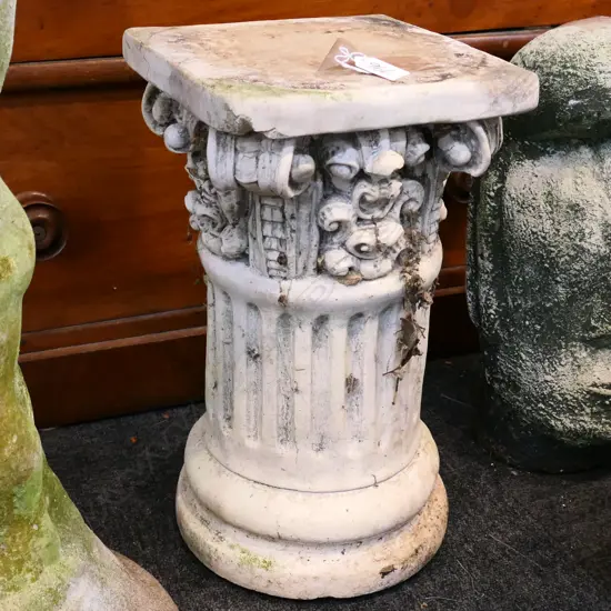 GARDEN PLINTH