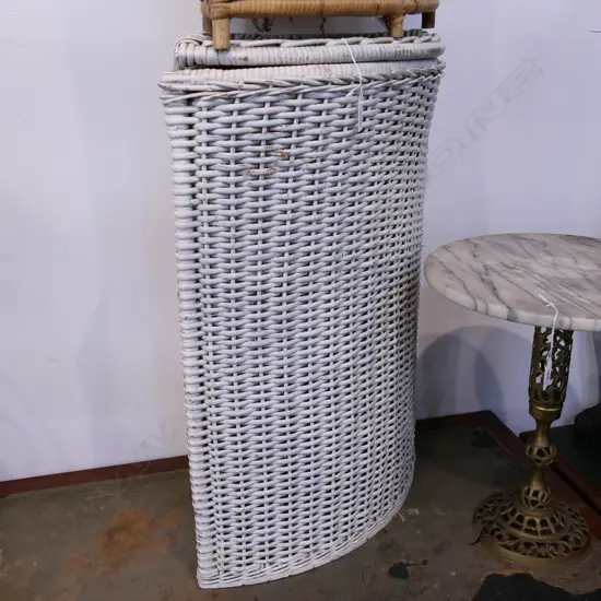 CANE LAUNDRY BASKET 