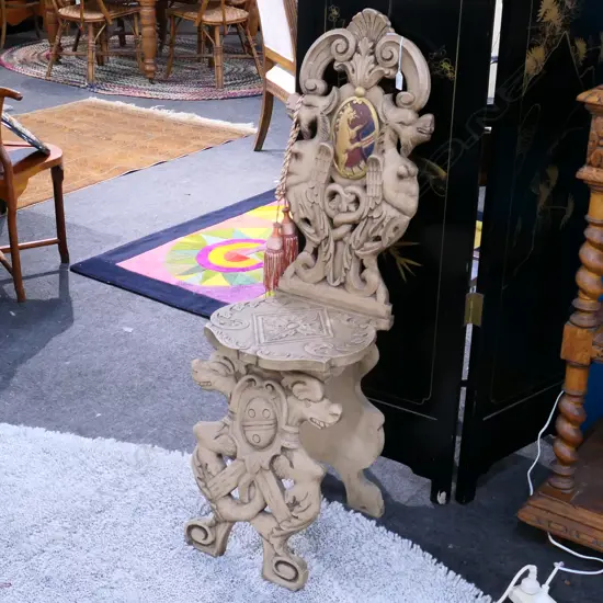 HERALDIC HALL CHAIR