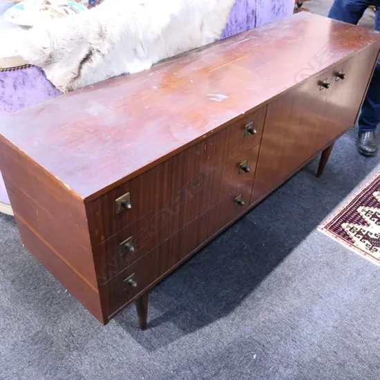 MID CENTURY DESIGN SIDEBOARD  MARKS TO TOP L 1670 MM