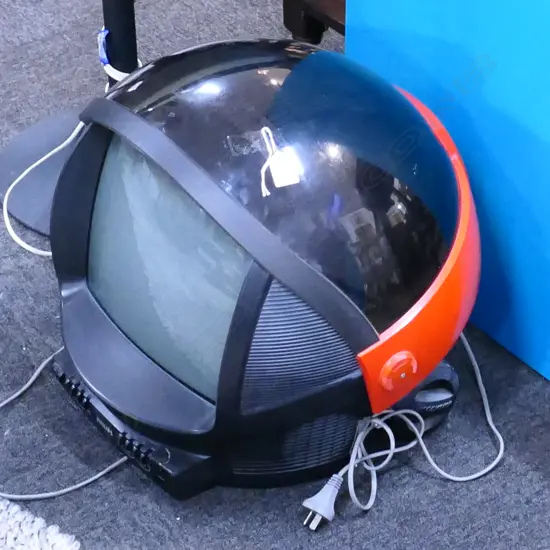 PHILIP TV - SPHERICAL 