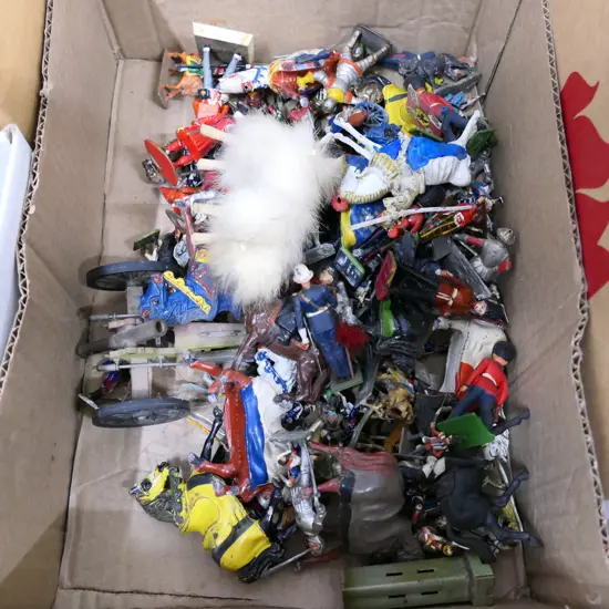 ASST LEAD SOLDIERS AND FIGURES ETC