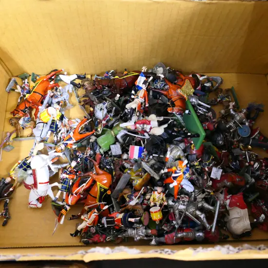 ASST LEAD SOLDIERS AND FIGURES ETC