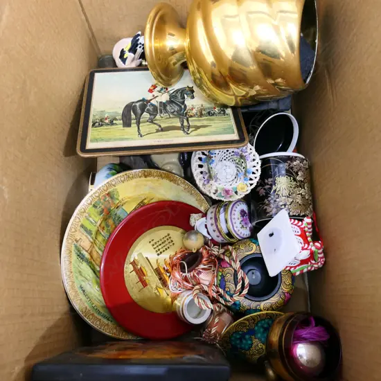 LOT RUSSIAN BOX/CHINA ETC