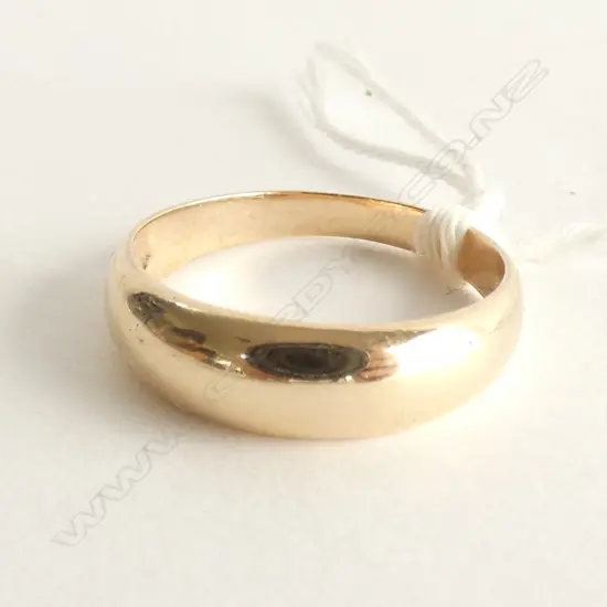 9K YELLOW GOLD ROUNDED TAPERED BAND RING 3gms