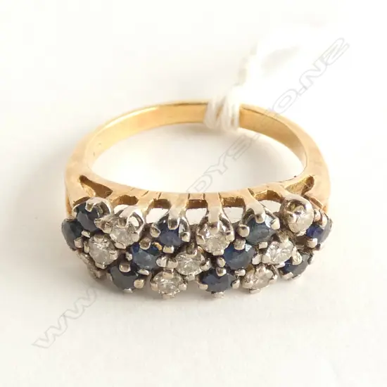 18 CT DIAMOND & SAPPHIRE RING 