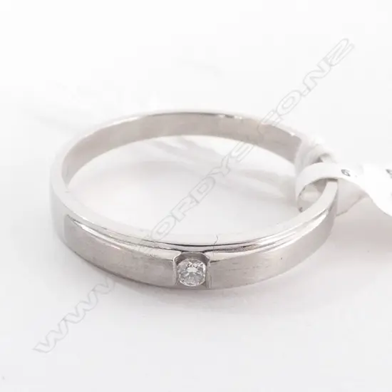 PLATINUM AND DIAMOND (0.8CT) BAND