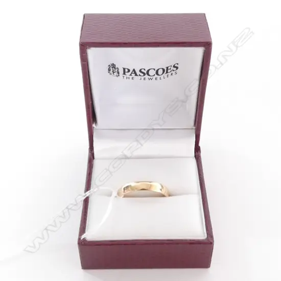 9CT GOLD WEDDER 2.39gm