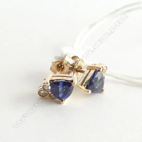 PR 9cT 6 DIAMOND & BLUE SYNTHETIC SAPP. EARRINGS PIERCED FITTINGS