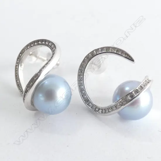 PR SILVER PEARL & CZ EARRINGS