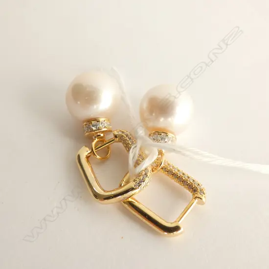 PR SILVER GILT & CULTURED PEARL EARRINGS