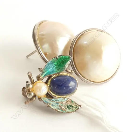 PR STG & MABE PEARL EARRINGS + STG BUG BROOCH 