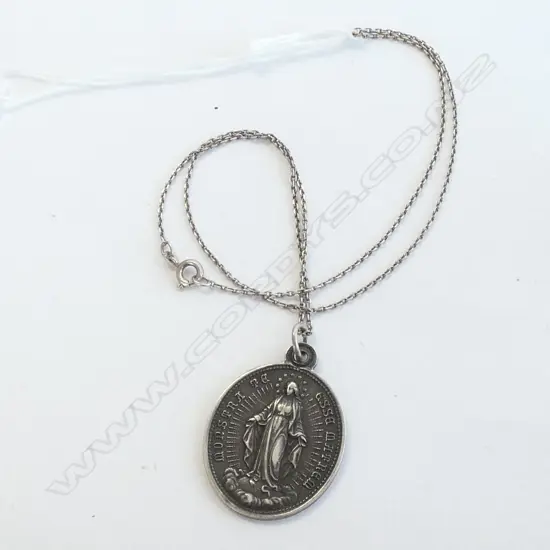 STG. SIL CONGREGATION OF THE CHILDREN OF MARY PENDANT & CHAIN