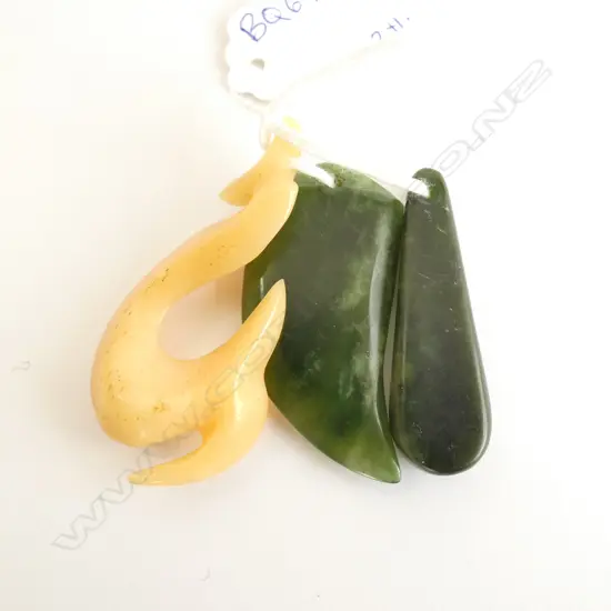 2 POUNAMU PENDANTS + BONE HOOK