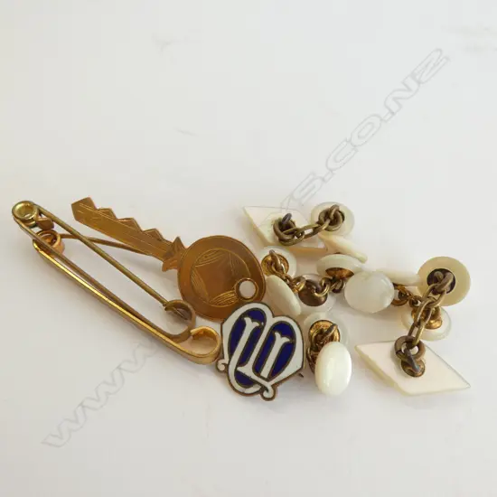 MOP SHIRT STUDS & GOLD TIE PINS
