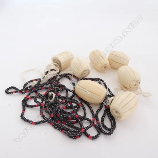 BAG OLD LG BONE BEADS PLUS OTHER SM BEADS