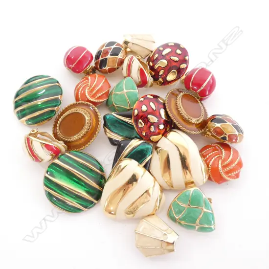 11 PAIR CLIP ON EARRINGS  