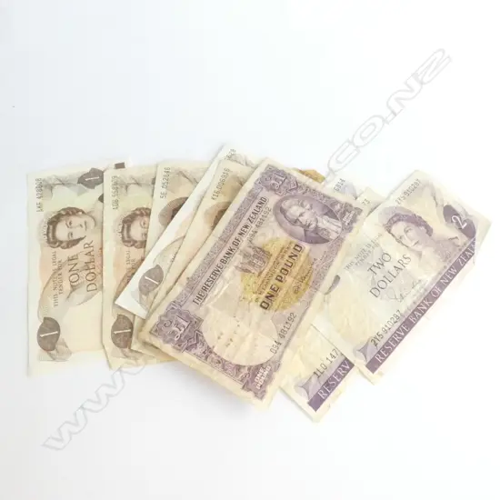 OLD NZ BANKNOTES, 5 X $1 $2 X 4 DIFFERENT SIGS, 1960 10 SHILLING, 1