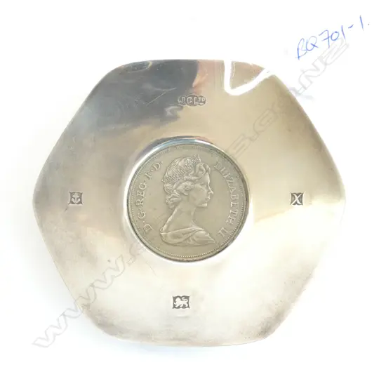SILVER COIN DISH 1972 ELIZ. & PHILIP. 62gms. BIRM. 1972. 