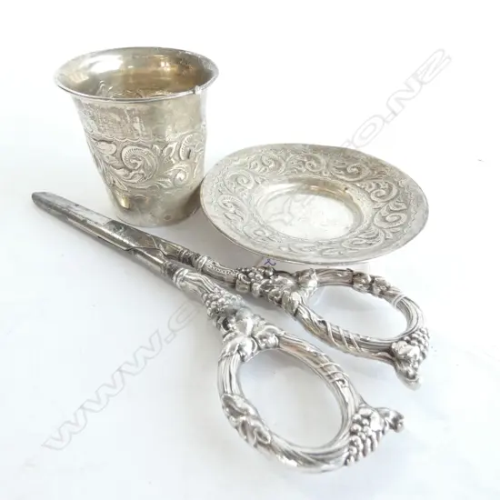 STG SILVER CUP AND SAUCER B'HAM 1903 49 GRAMS + STG SCISSORS