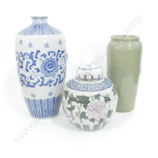 CELADON ORIENTAL VASE H. 280MM + GINGER JAR + B/W VASE