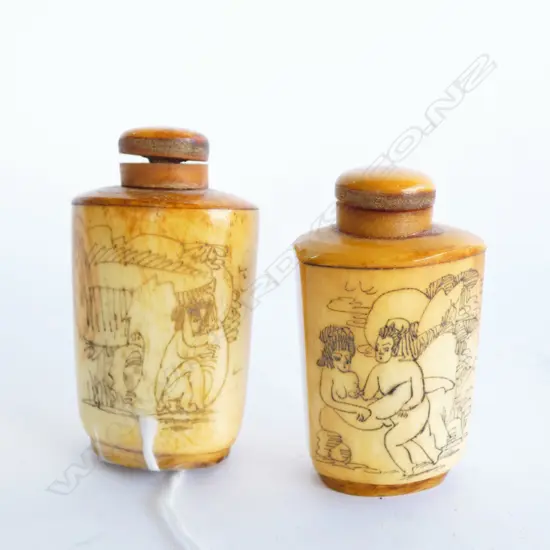 A PAIR OF CHINESE SNUFF BOTTLES WITH RISQUÉ SCENES