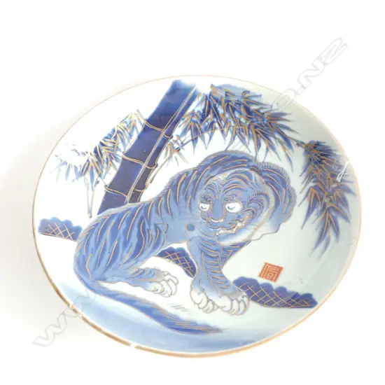 LARGE EARLY 19TH CENTURY JAPANESE IMARI PORCELAIN PLATE DIA. 325MM