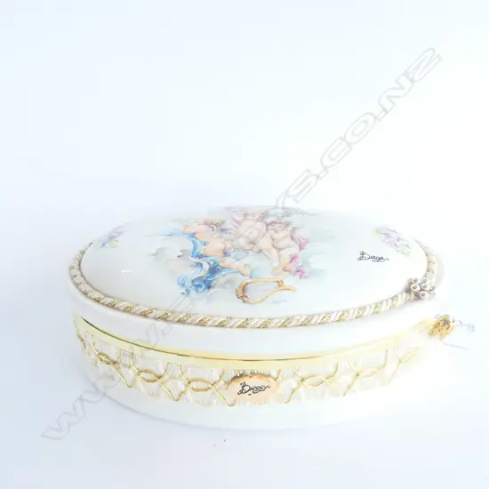 BERGERS ITALIAN TRINKET BOX WITH CHERUBS - L. 190MM
