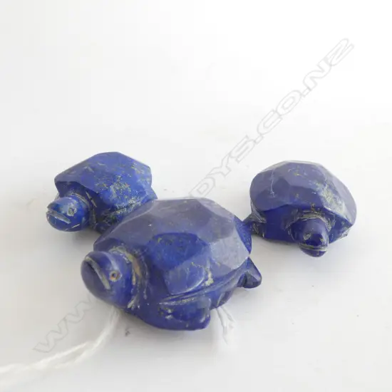 3 X  AFGHAN SMALL LAPIS LAZULI CARVED TURTLES