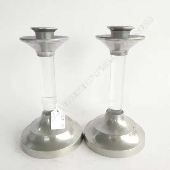 PAIR OF MODERNIST LUCITE AND ALLOY CANDLESTICKS H.205mm