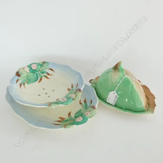 [7ROT] 2 CLARICE CLIFF DISHES & WINTON CHEESE DISH