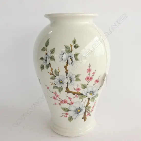 PORTMEIRION RHS 'WHITE ALMOND BLOSSOM' VASE H. 260MM 