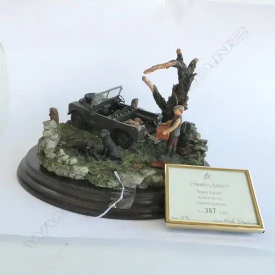 COUNTRY ARTISTS 'FIRST LIGHT' SCULPTURE by KEITH SHERWIN No.387 of 850. W.260mm. w FRAMED CERT & PAMPHLET.