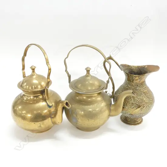 2 BRASS KETTLES + JUG 