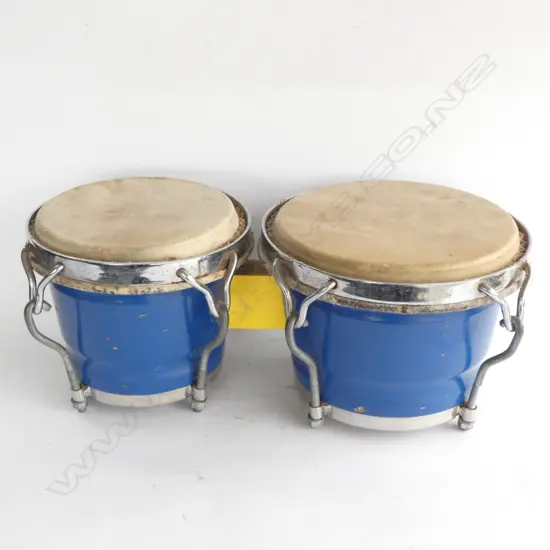VINTAGE SET OF SOUTH AMERICAN BONGO DRUMS