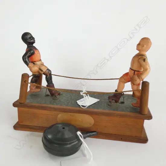 UNCOMMON OLD CELLULOID BOXERS TOY BOX BASE PUFF ACTION