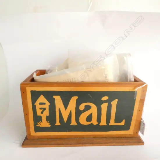 VICTORIAN POSTCARDS ETC IN WOODEN BOX