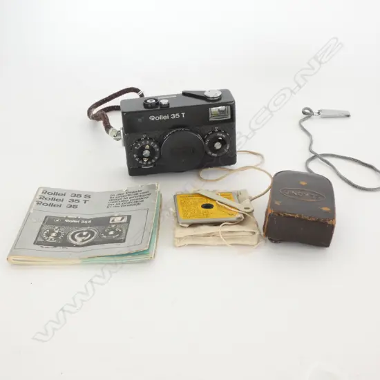 VINTAGE GERMAN ROLLEI CAMERA/JAPANESE SEKONIG LIGHT METRE/'HELIOGRAPH'