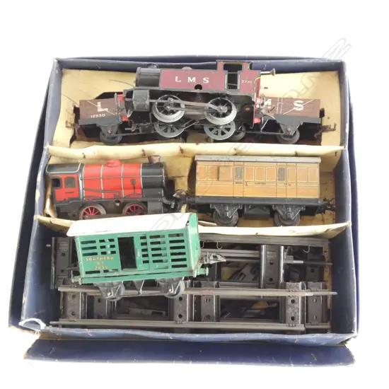BOXED HORNBY TRAIN SET + 2 OTHER