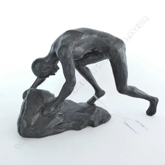 COMPOSITE CLIMBING MAN